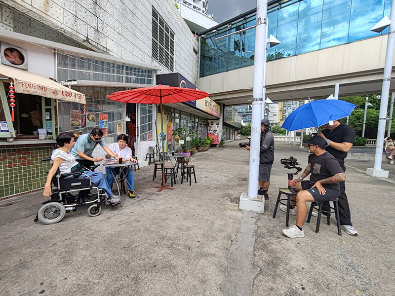 In shooting show, Ms. Supaanong (NuNu) Panyasirimongkol, APCD Networking & Collaboration Officer, share a life story through traveling to tourist attraction.