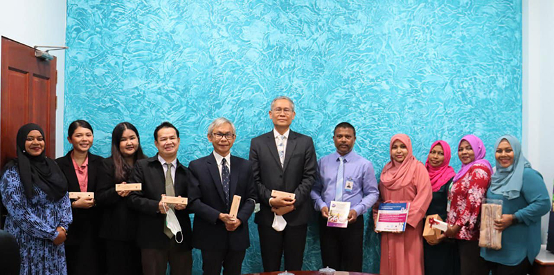 3. His Excellency Mr. Poj Harnpol and members of TICA and APCD met with the officials from the Department of Inclusive Education to discuss the purposes of the visit.
