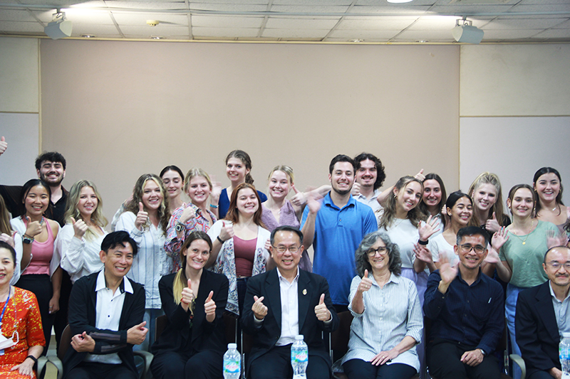 On January 17 January 2023, teachers and students from the program of Thailand DIST/ENTR Winter 2023.