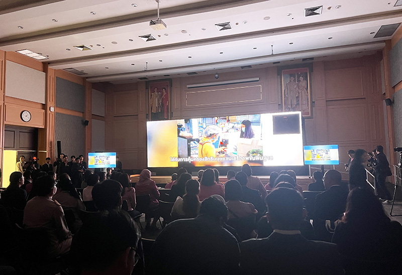Over a hundred attendees from diverse backgrounds – A view of the conference room filled with participants and invited stakeholders, including representatives from government, civil society, disability organizations, and UN bodies. The large gathering demonstrated the collaborative spirit toward advancing disability rights in Thailand.