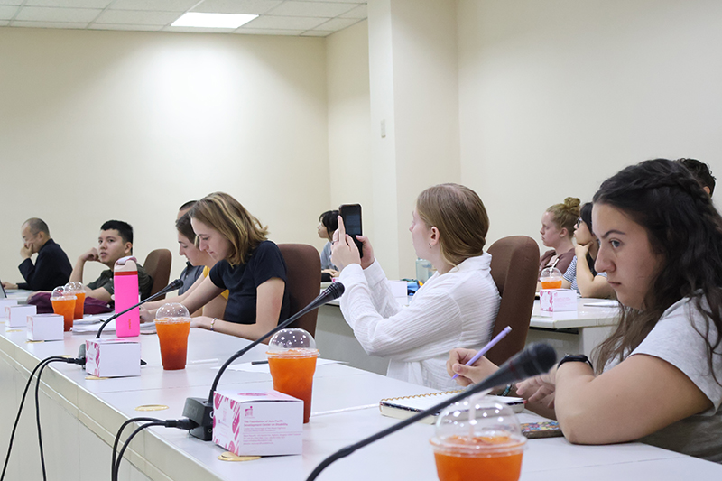 Rhodes College students were pay attention on APCD activities presentation.