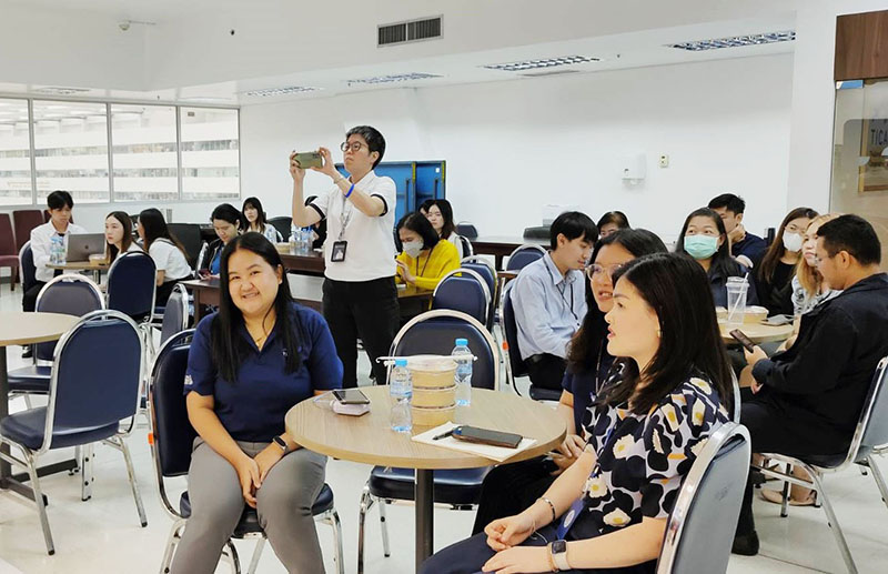 Participants immerse in a lively exchange of ideas on fostering power of effort as Sources of Strength.