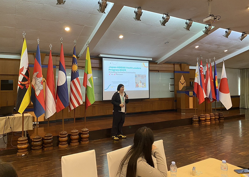 Ms. Supaanong spoke on her life experience and share recommendations