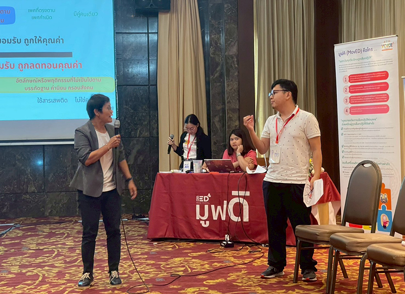 Mr. Chayoot Homdee, shared and exchange his personal experiences during the workshop.