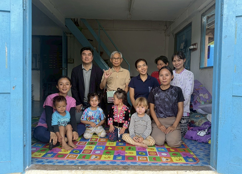 Three partners visited the pre-school center at Pang Ma O village, Mae Tang district where the DBF has project to promote early childhood development for a Karen ethnic community. 