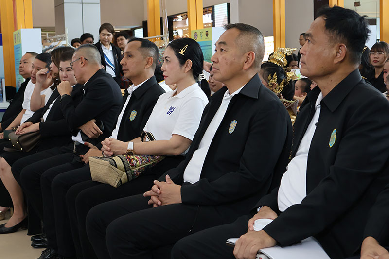 National Defence College of Thailand Class 67 and APCD Collaborate on Disability Awareness Workshop on “Basic Understanding on persons with disability “at CentralWorld Exhibition