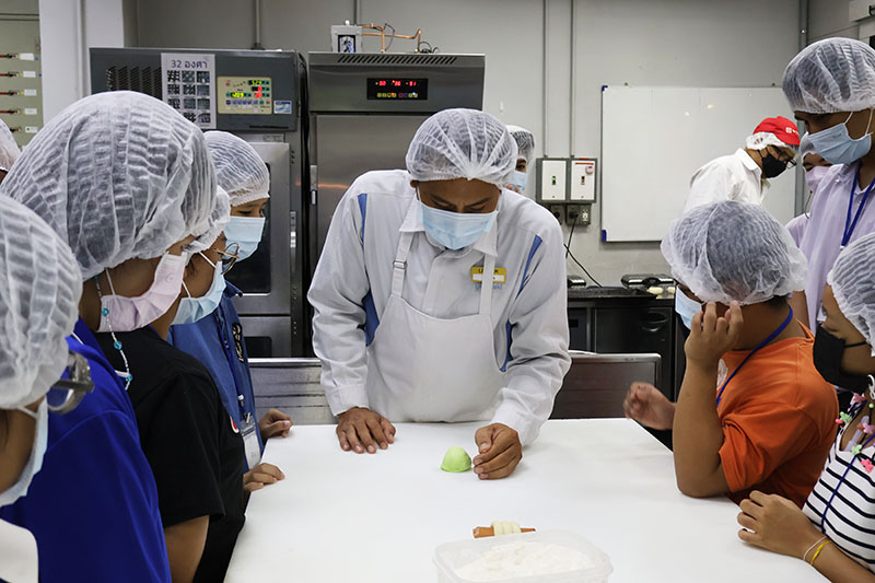 Skills Development for People with Disabilities towards Employment in Food and Service Industry Project 2024' by the Asia-Pacific Development Center on Disabilities and Department of Empowerment of Persons with Disabilities, March 6, 2567 (Training Day)