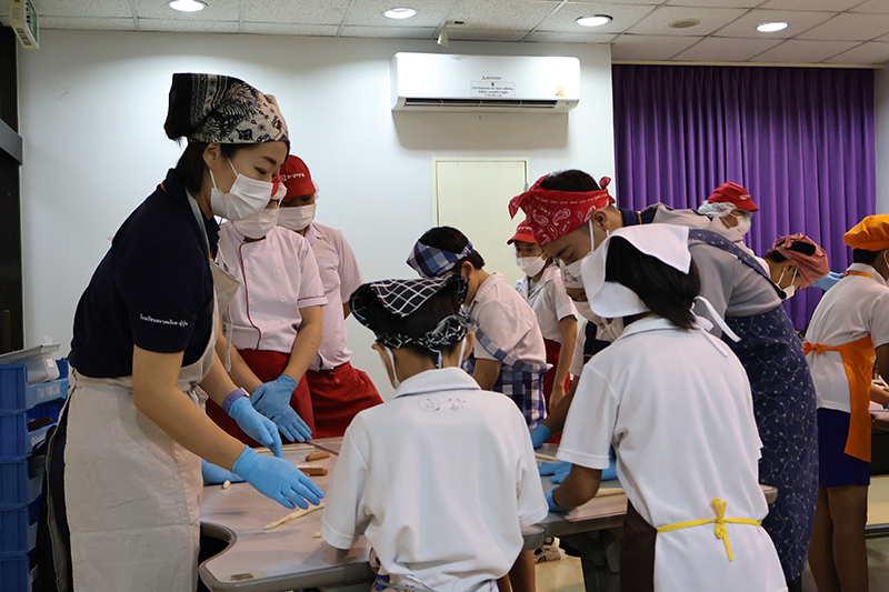Thai-Japanese Association School Students Participate in Hands-On Vocational Skills Class at APCD