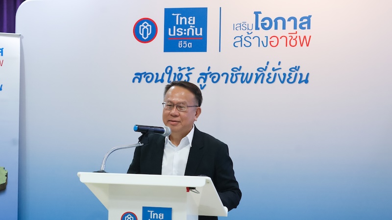 ภาพที่ 3 : นายพิรุณ ลายสมิต ผู้อำนวยการบริหาร APCD กล่าวต้อนรับผู้เข้าร่วมอย่างอบอุ่น