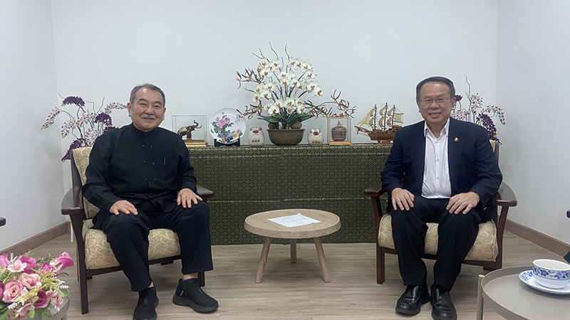 Former APCD Executive Director Mr. Akiie Ninomiya and Mrs. Marcy Ninomiya Visit APCD