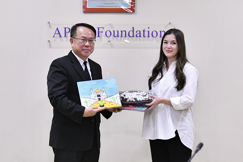 Royal Visit to APCD: Her Royal Highness Princess Anisha Rosnah binti Adam of Brunei Darussalam